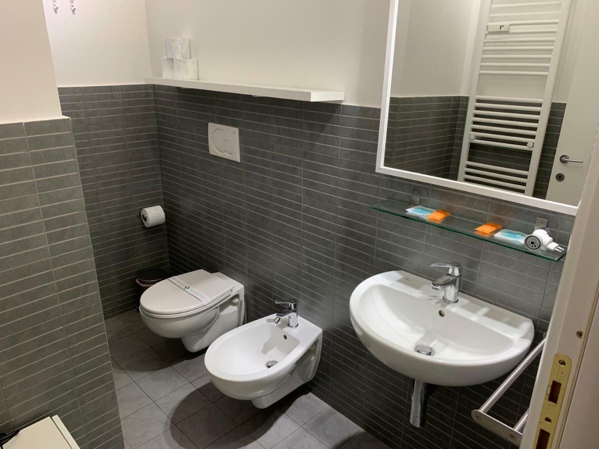 Tiburtina Suites, Roma 외부 사진